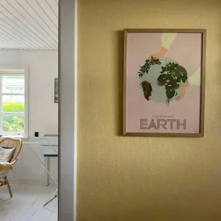 House With Sea View- 5 Minutes Walk From Beaches *