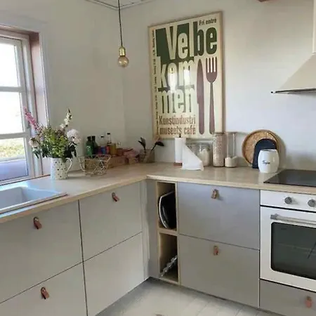 度假居 House With Sea View- 5 Minutes Walk From Beaches *